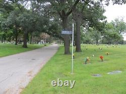(2) Cemetery Plots Side by Side Mt Auburn Stickney, Ill Garden Of Devotion