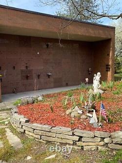 Michigan Memorial Park, Flat Rock, MI Burial Crypt