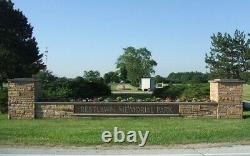 Single MILITARY Cemetery plot in Restlawn Memorial Park Perrysburg, Ohio