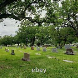 Two (2) Cemetery Lots in Sold Out Section Of Forest Park Lawndale In Houston TX