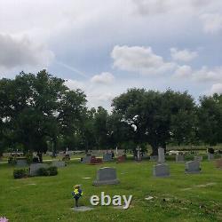 Two (2) Cemetery Lots in Sold Out Section Of Forest Park Lawndale In Houston TX